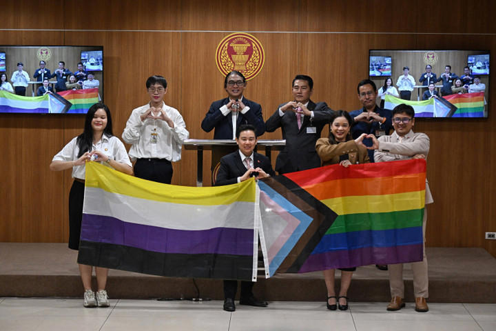 thailand jadi negara pertama di asia tenggara yang sahkan pernikahan sejenis