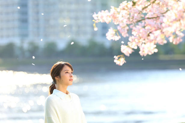 広瀬アリス“明日香”が2028年の桜の先に見たものに涙＜366日最終回＞