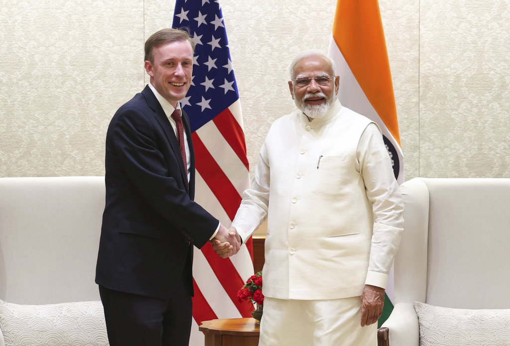 India And US Vow To Boost Defense, Trade Ties In First High-level US ...