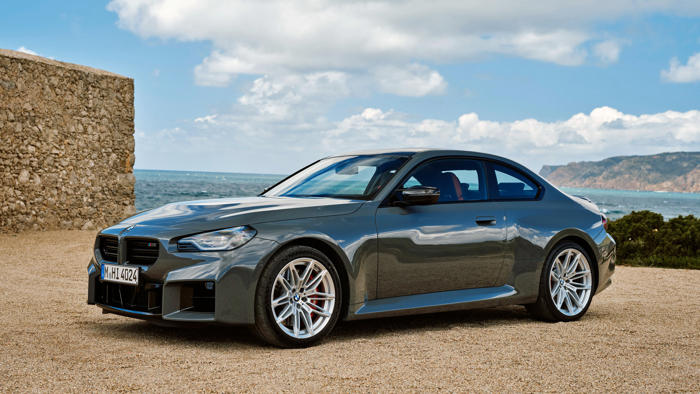 updated bmw m2 gets more power – and keeps manual gearbox