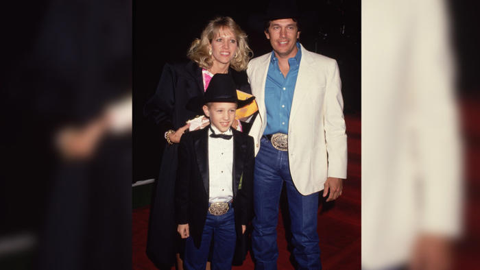 george strait's historic concert follows decades of success, tragedy, an iconic love story