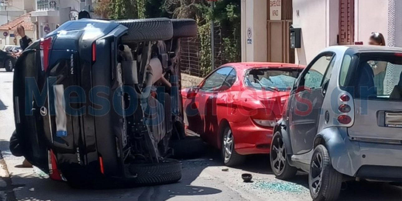 κορωπί: αυτοκίνητο ντελαπάρισε στο κέντρο της πόλης- πώς έγινε το ατύχημα