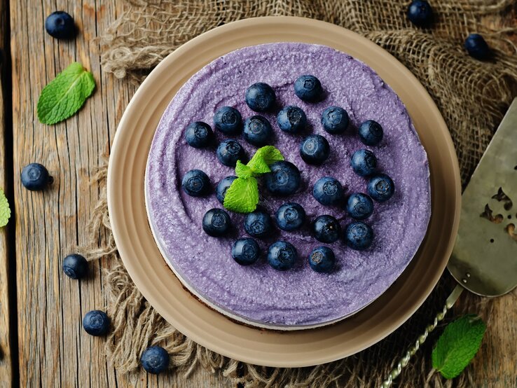 Heidelbeer-Käsekuchen ohne Backen: No-Bake Kuchen