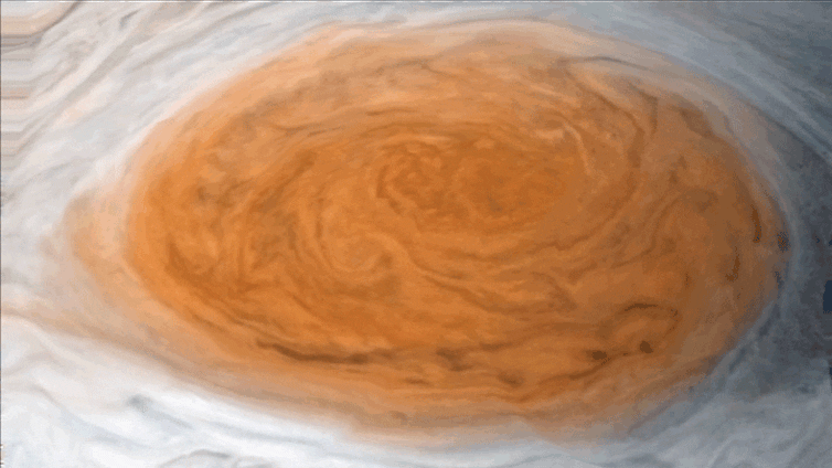 la gran mancha roja de júpiter tiene el tamaño de la tierra y se formó hace 190 años