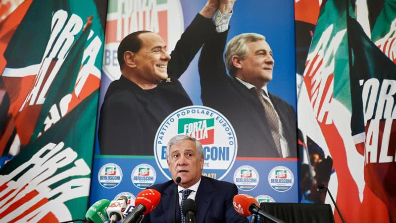 sondaggi politici, crescono forza italia e avs. confermato il sorpasso degli azzurri sulla lega