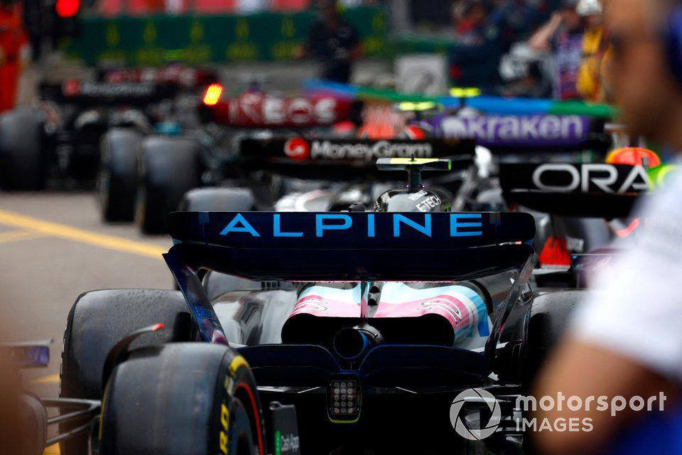 what f1's rules say about alpine's engine choice for 2026