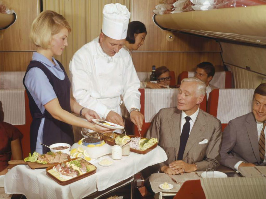 <p>Not exactly the same attention you would get onboard a Delta flight nowadays. Before package holidays became a thing in the 1980s, flights were more expensive and less people flew which meant the the quality of the service was as opulent as a high-end restaurant on ground. When was the last time you saw a chef onboard your flight?!</p> <h2 class="wp-block-heading">Drinks Were Flowing</h2>
