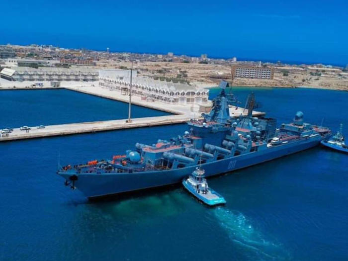 navi russe in libia: la mossa di putin a due passi dall'italia