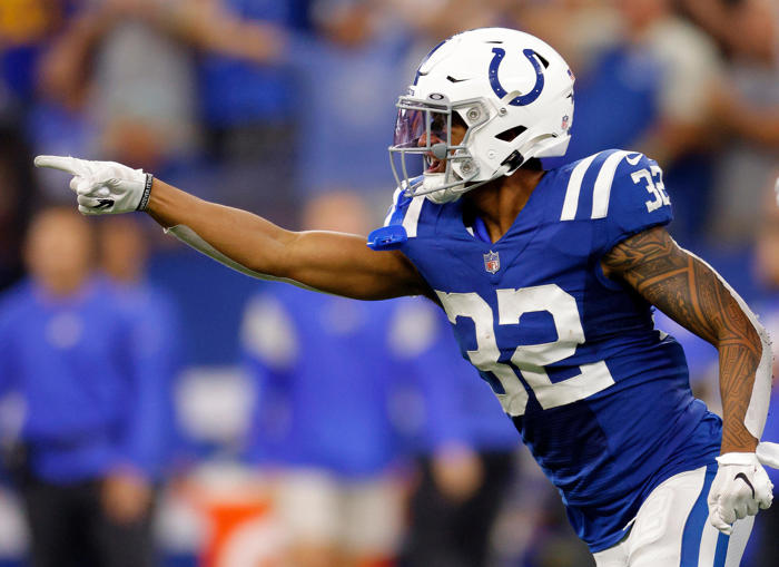 pff leaves colts' julian blackmon off top safety rankings
