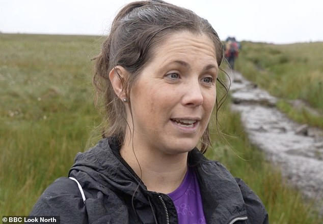 rob burrow's widow joins mnd fundraiser's trek for centre in leeds