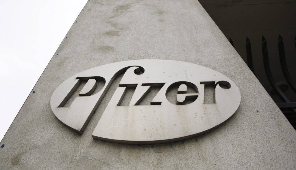 Kansas Sues Pfizer For Misleading Public About COVID Vaccine