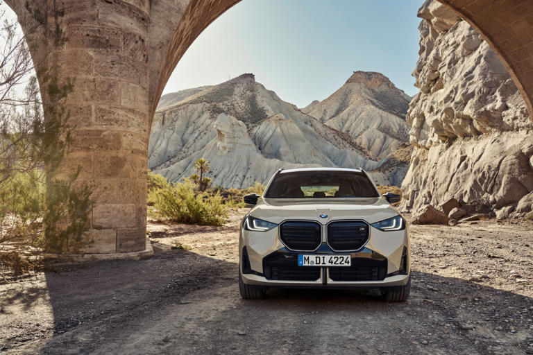 BMW announces fourthgeneration 2025 X3 30 xDrive and X3 M50 xDrive