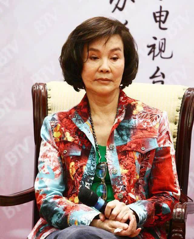 她是“最干净”女演员，为了丈夫60年从不拍吻戏，如今成“国民奶奶”！