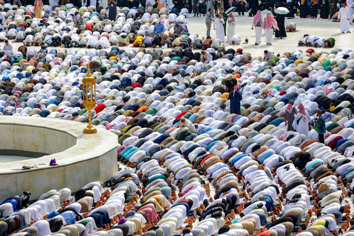 filipina dies of heatstroke during hajj pilgrimage in saudi arabia