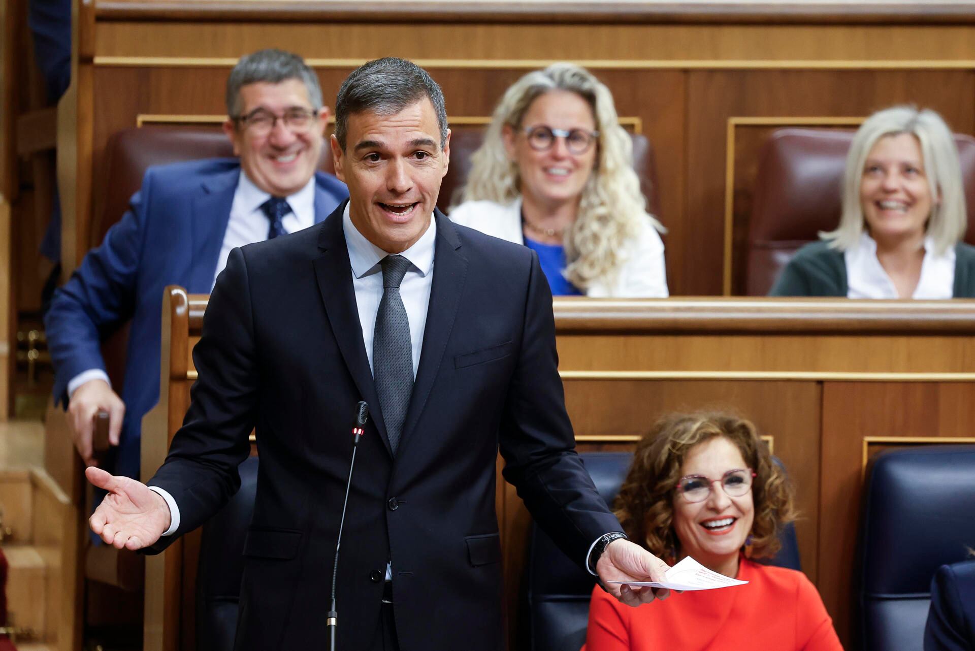 El CIS Sitúa Al PSOE Un Punto Por Encima Del PP En Estimación De Voto ...