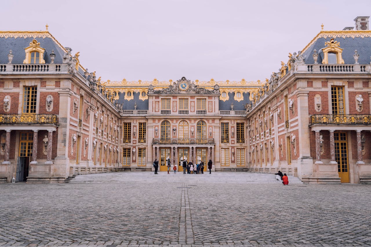 <p><strong>Location:</strong> Versailles, France</p>  <p>It's hard to imagine that the Palace of Versailles—or Chteau de Versailles—could be anything less than fascinating.</p>