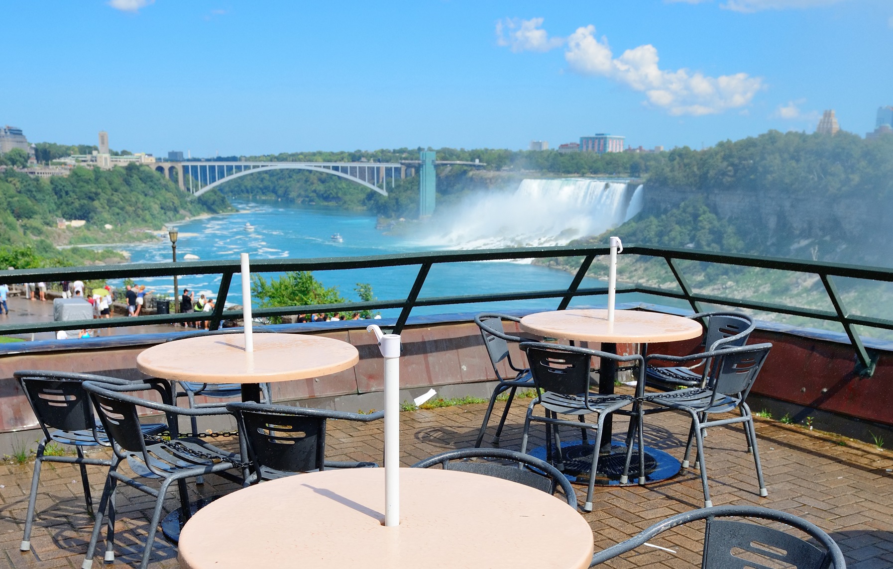 <p>Niagara Falls is one big tourist trap overflowing with kitschy gift shops, haunted houses, and restaurants. The juxtaposition of the stunning falls next to all the <strong>cheesy attractions</strong> does the natural wonder no justice.</p>