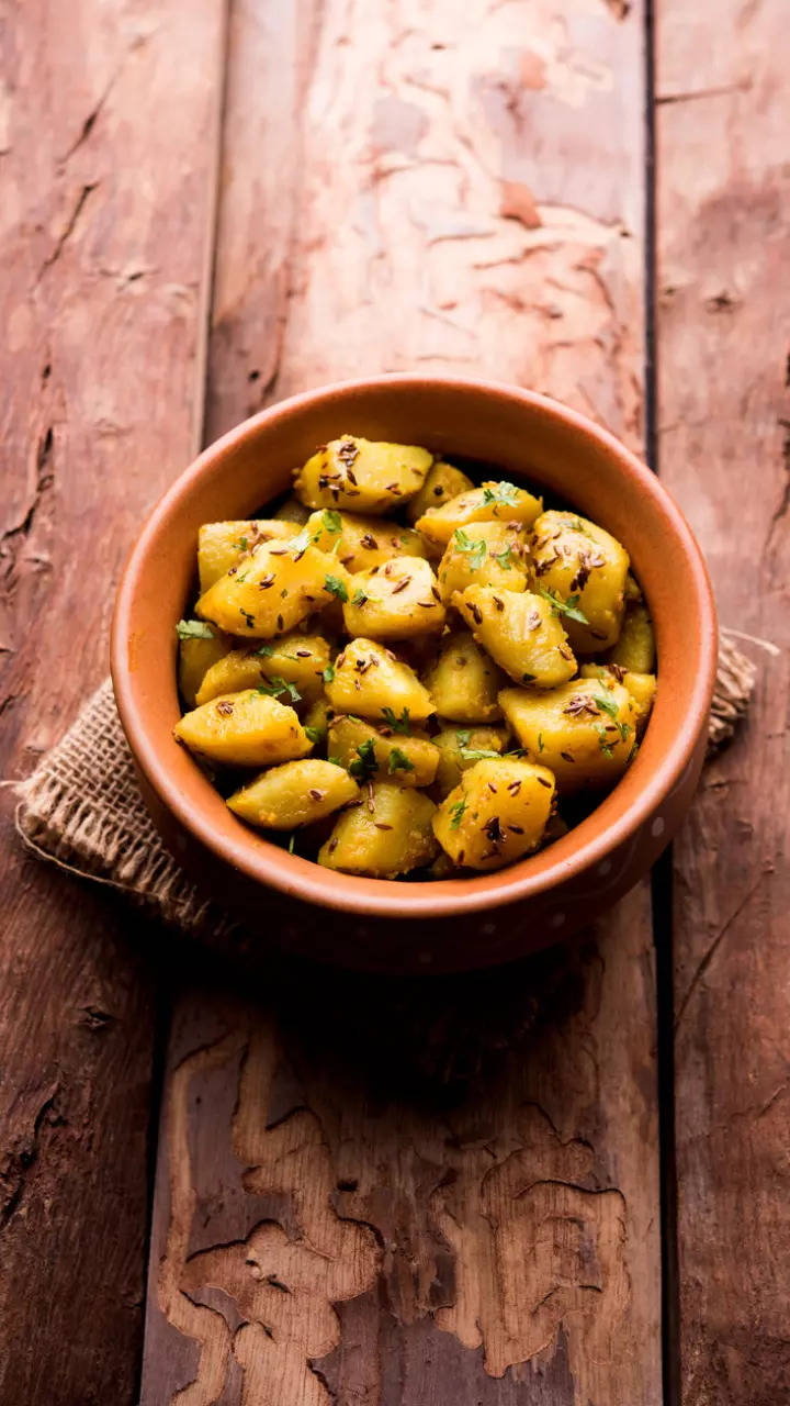 12 must-try Aloo dishes at Indian dhabas