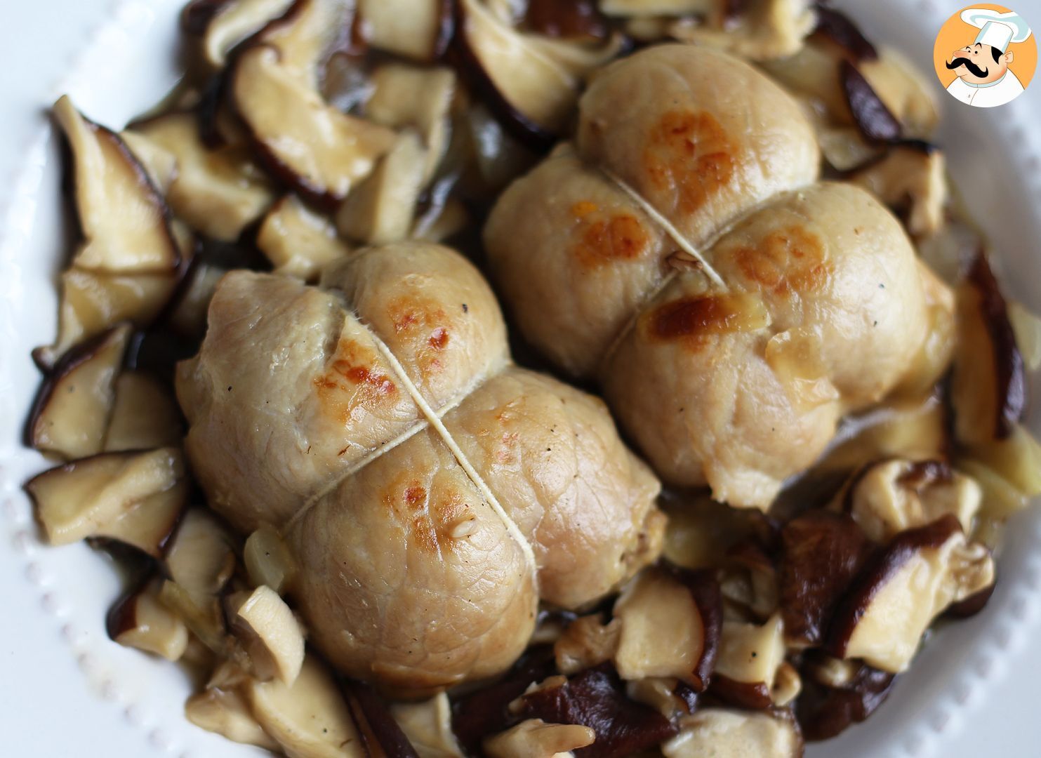 Schweinekoteletts mit einer pilzsauce