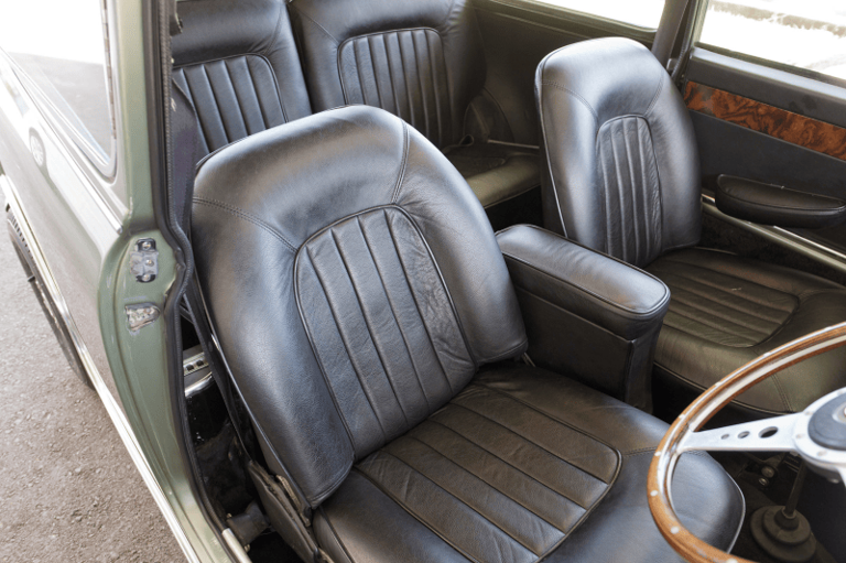 1965 Mini Cooper S Inside