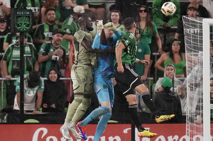 kei kamara scores 145th mls goal to tie landon donovan for second-most in league history