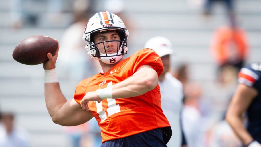 Auburn Tigers Quarterback Battle Behind Payton Thorne