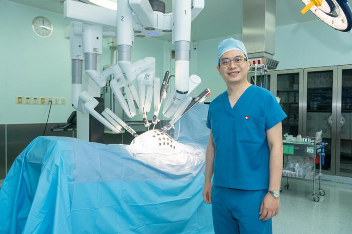 รพ.กรุงเทพ เปิดศูนย์ผ่าตัดด้วยหุ่นยนต์ ตั้งเป้า 5 ปี ยกระดับสู่อาเซียน