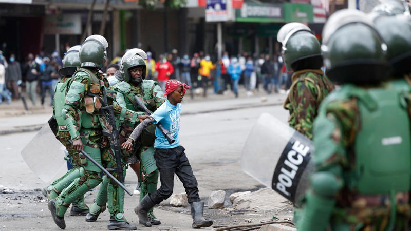 kenya police fire rubber bullets, tear gas at protesters after ruto urges talks