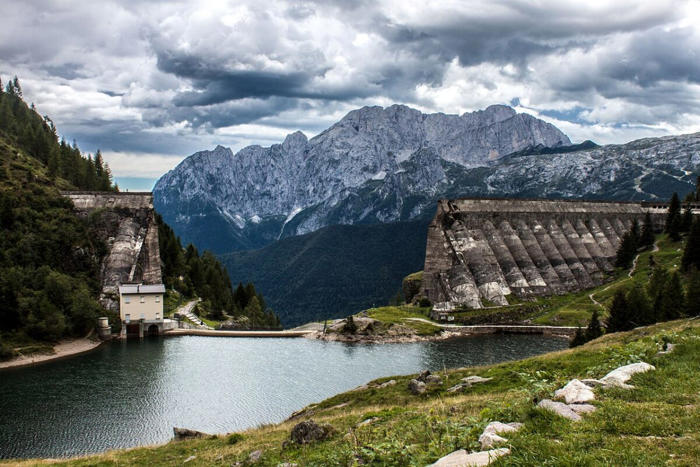 città d’arte e laghi alpini: un viaggio in auto attraverso l’italia settentrionale