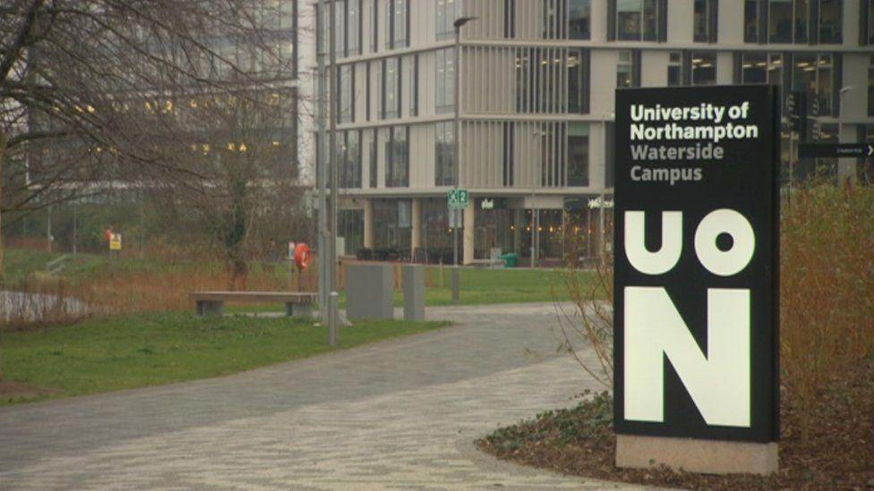 university expecting £19m deficit looks to cut staff