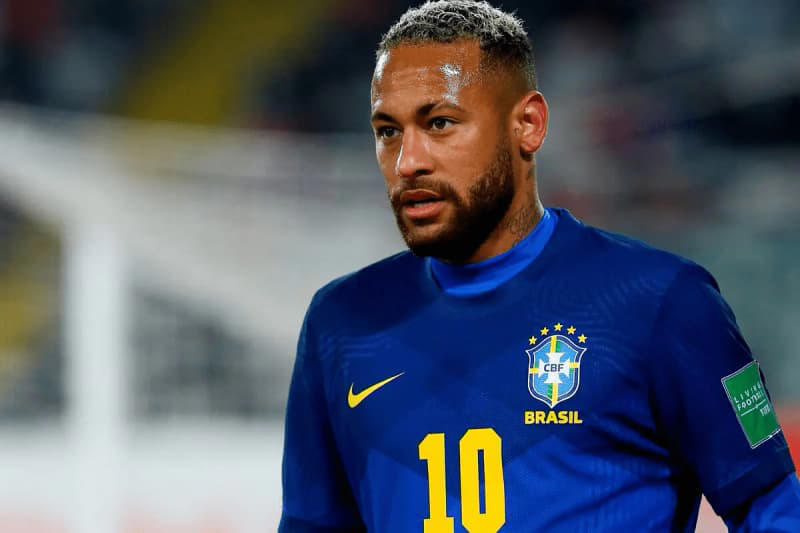 ballon d’or: neymar names favourites to win award