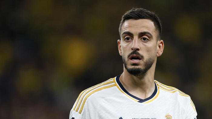 official: real madrid buy joselu, will then sell him to al-gharafa for the same price