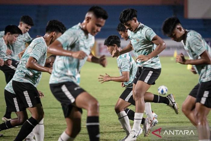 piala aff u-16: hajar laos 6-1, timnas u-16 indonesia melaju ke semifinal