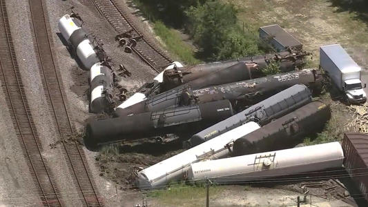 Freight train derails in Illinois, residents evacuated due to 