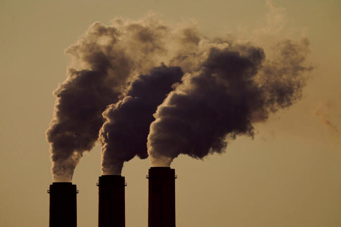 supreme court blocks epa's interstate air pollution regulation