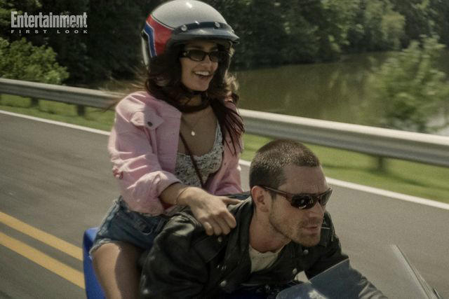 how to, eric dane teaches kj apa how to race motorcycles in first look at “one fast move”