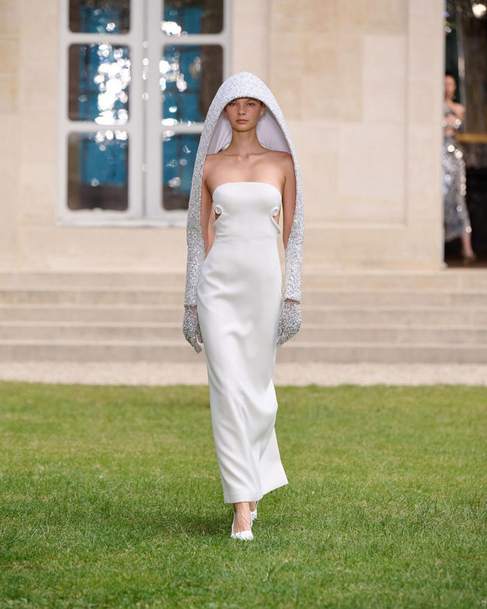 from elie saab to ashi, the middle eastern designers at paris haute couture week