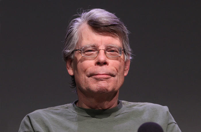 stephen king's message to former white house press secretary goes viral