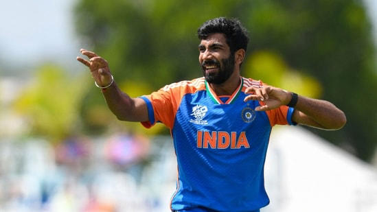 'andy roberts told him, you could've taken new ball in our xi': shastri reveals 'biggest compliment' for jasprit bumrah