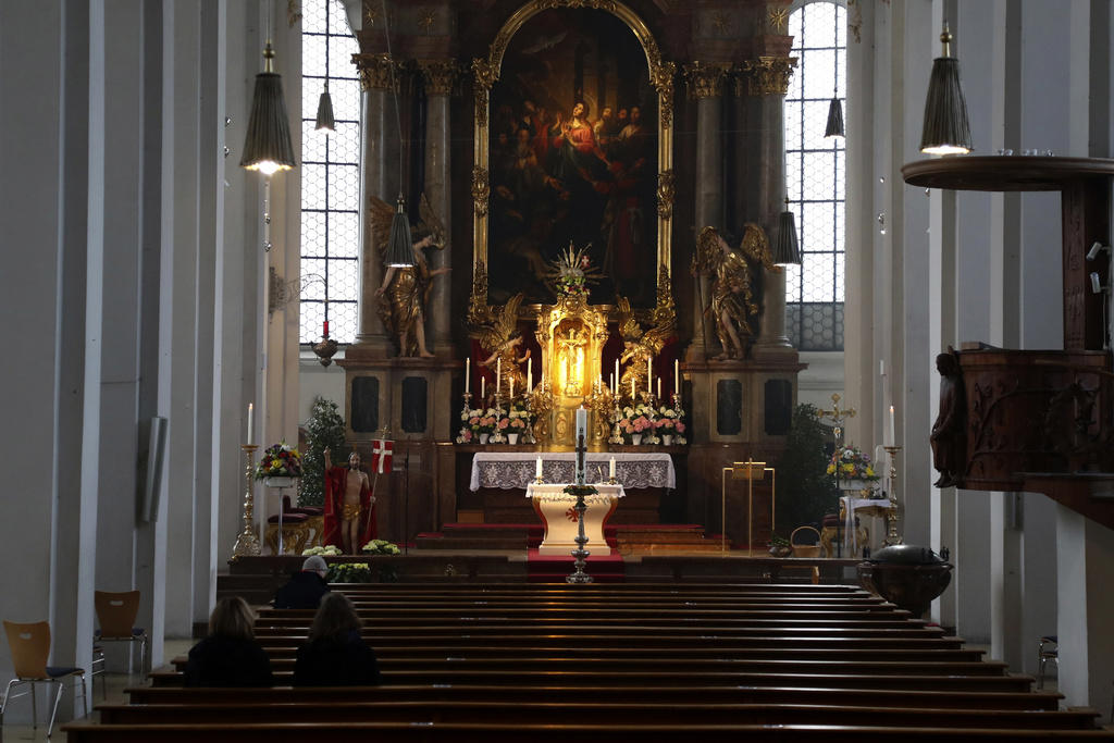 otras 400.000 personas abandonaron formalmente la iglesia católica en alemania en 2023
