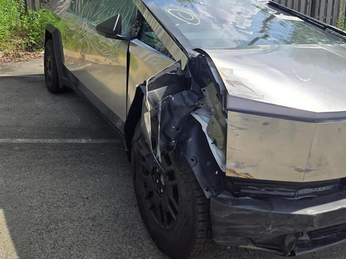 microsoft, a tesla driver says he crashed his brand new cybertruck after the brakes stopped working