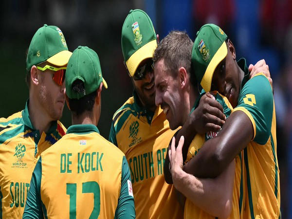 south africa reaching t20 world cup final special gift to steyn on his birthday: ab de villiers