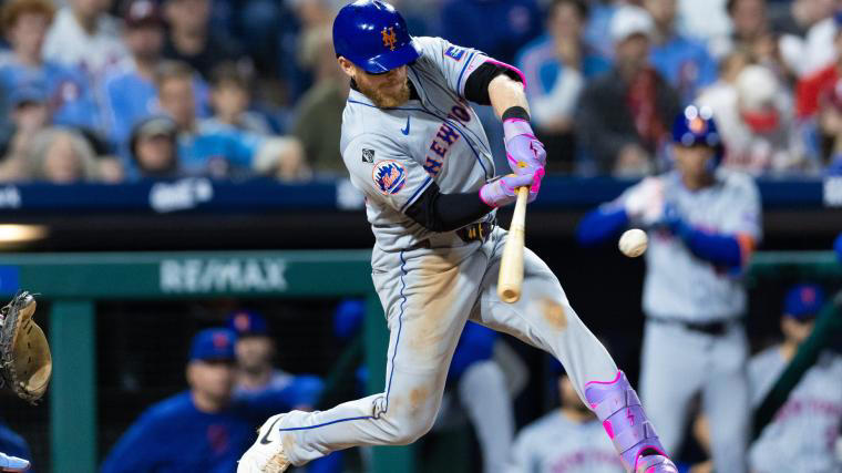 red-hot mets outfielder mentioned as option to phillies roster hole