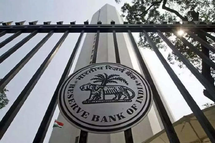 rbi's new valuation rule may hit banks' trading gains in q1