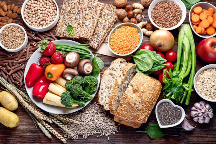 dietary fiber intake reshapes tryptophan metabolism, promoting gut health and reducing disease risks
