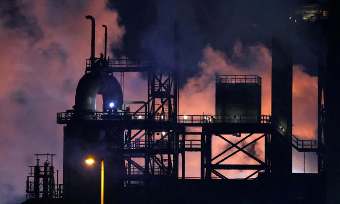 tata to close port talbot plant early over strike action