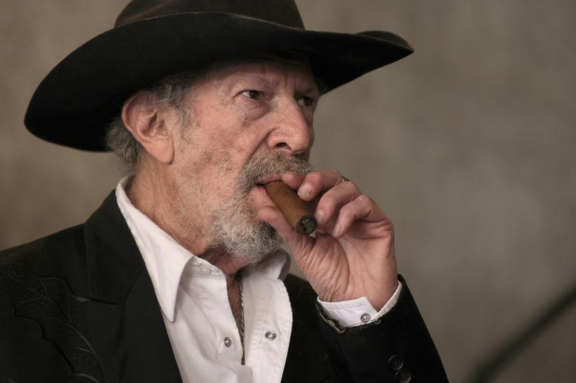 kinky friedman dead at 79 as friends pay tribute to 'selfless and sincere' country star