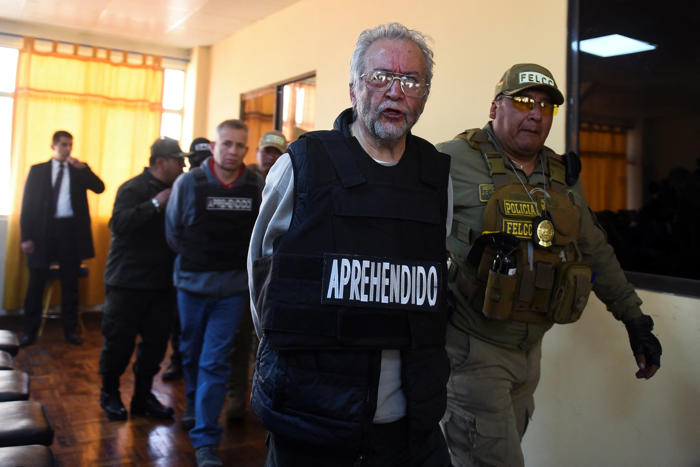ascienden a 17 las personas detenidas por su presunta participación en la intentona golpista en bolivia