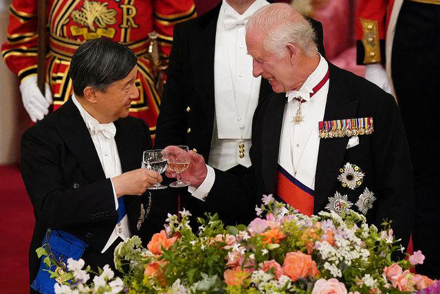 JORDAN PETTITT/POOL/AFP via Getty Japan's Emperor Naruhito (left) and King Charles