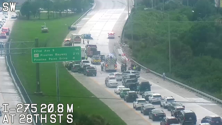 Southbound I-275 Shut Down In St. Petersburg Due To Multi-car Crash